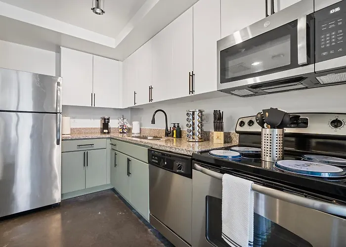 Muralists Loft Apartment